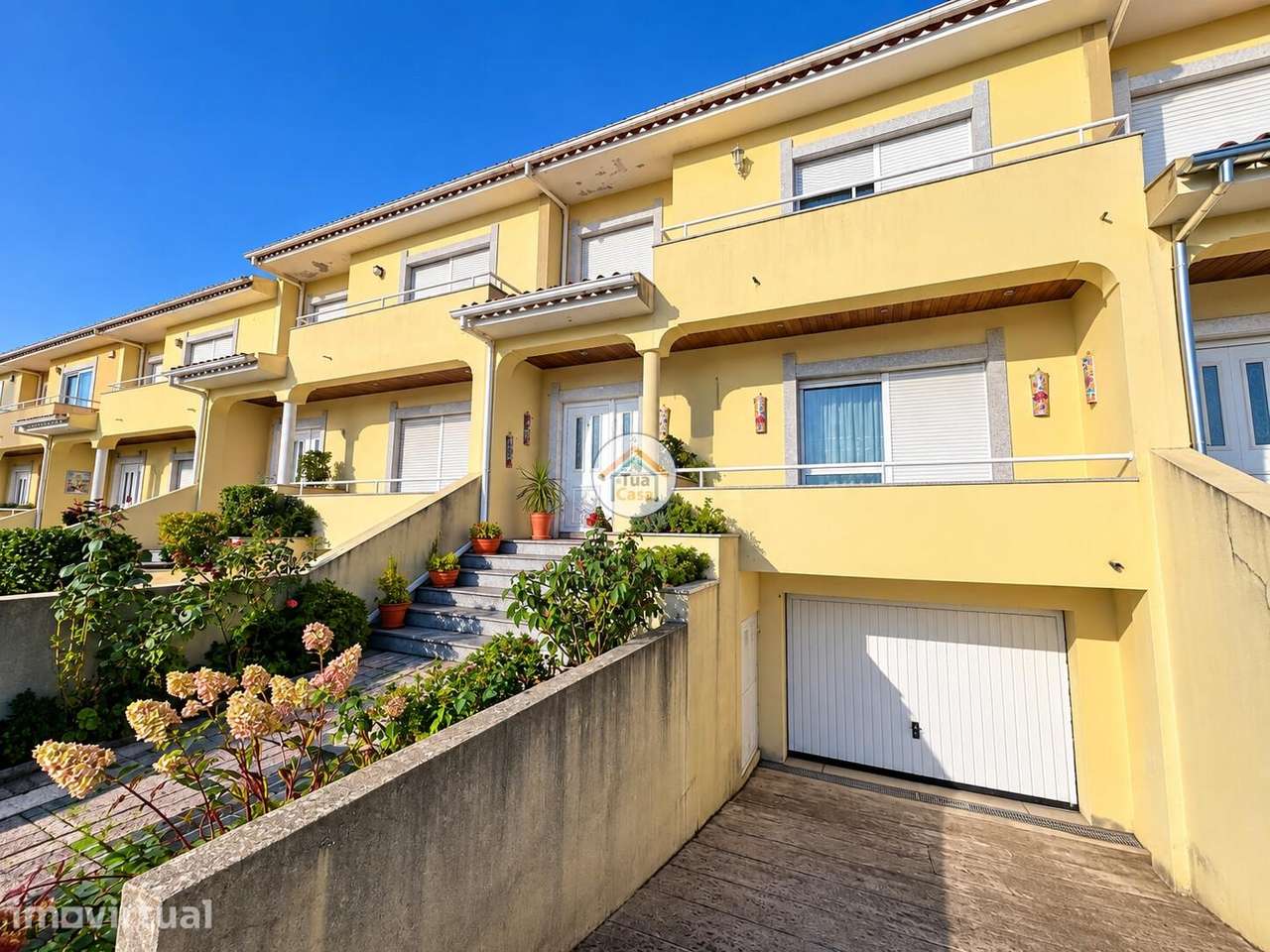 Moradia T3+1 com Jardim, Garagem e Terraço em Fiães - Grande imagem: 4/7