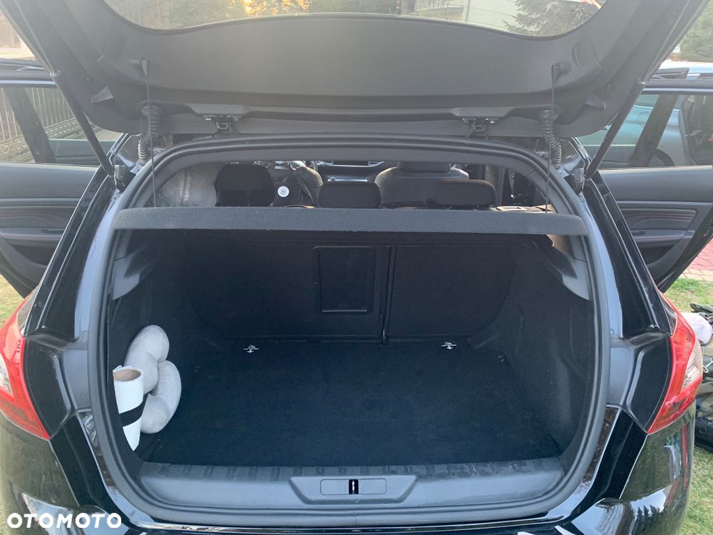 Peugeot 308 1.2 PureTech GPF GT Pack S&S - 17