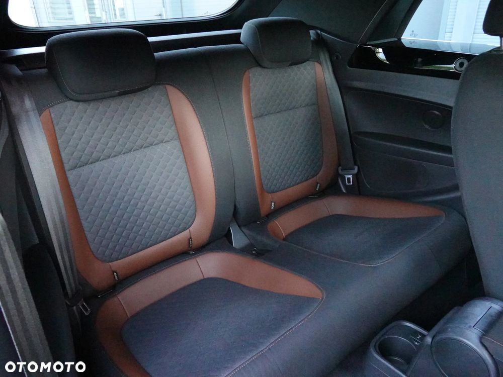 Volkswagen Beetle 1.4 TSI DSG Blue Motion Techn Allstar - 19