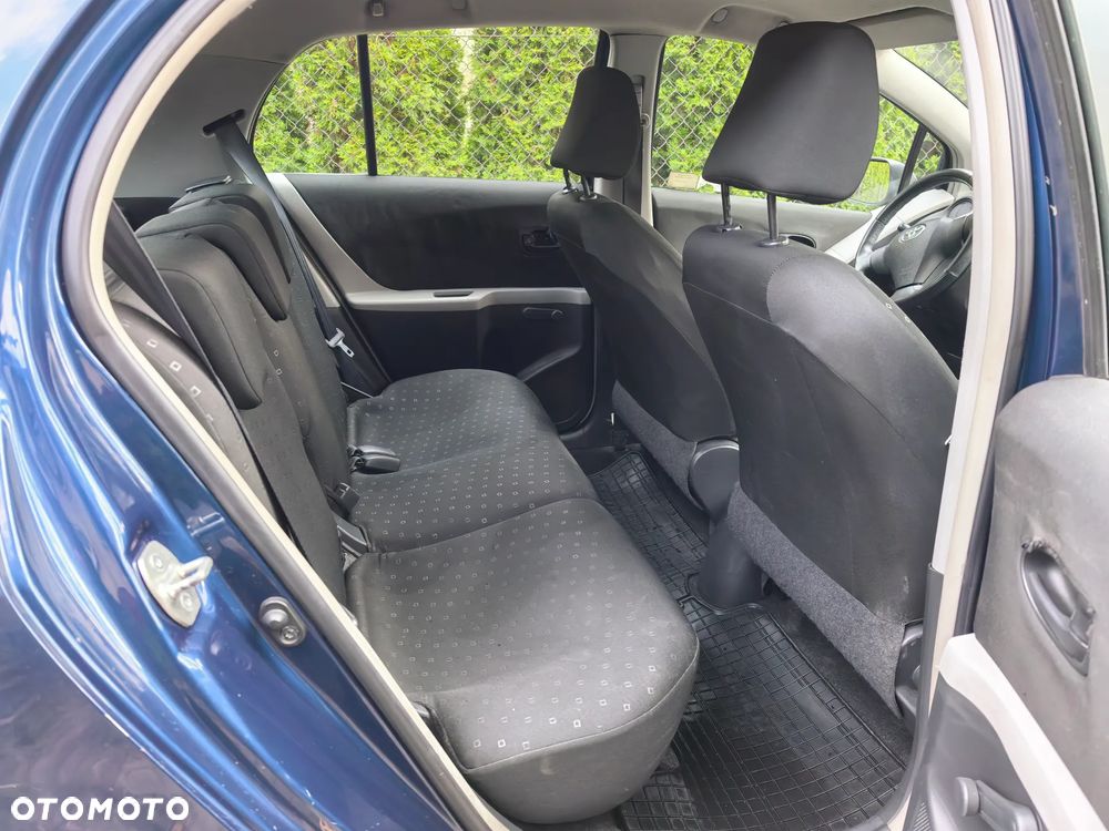 Toyota Yaris 1.4 D-4D Luna - 4