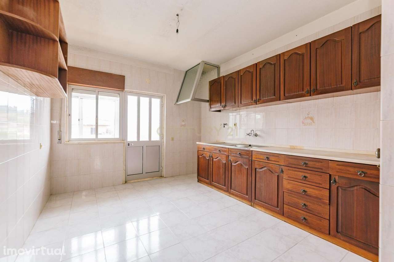 Excelente Moradia de 10 Assoalhadas, no Bairro Novo de Palhais, Loures - Grande imagem: 3/33