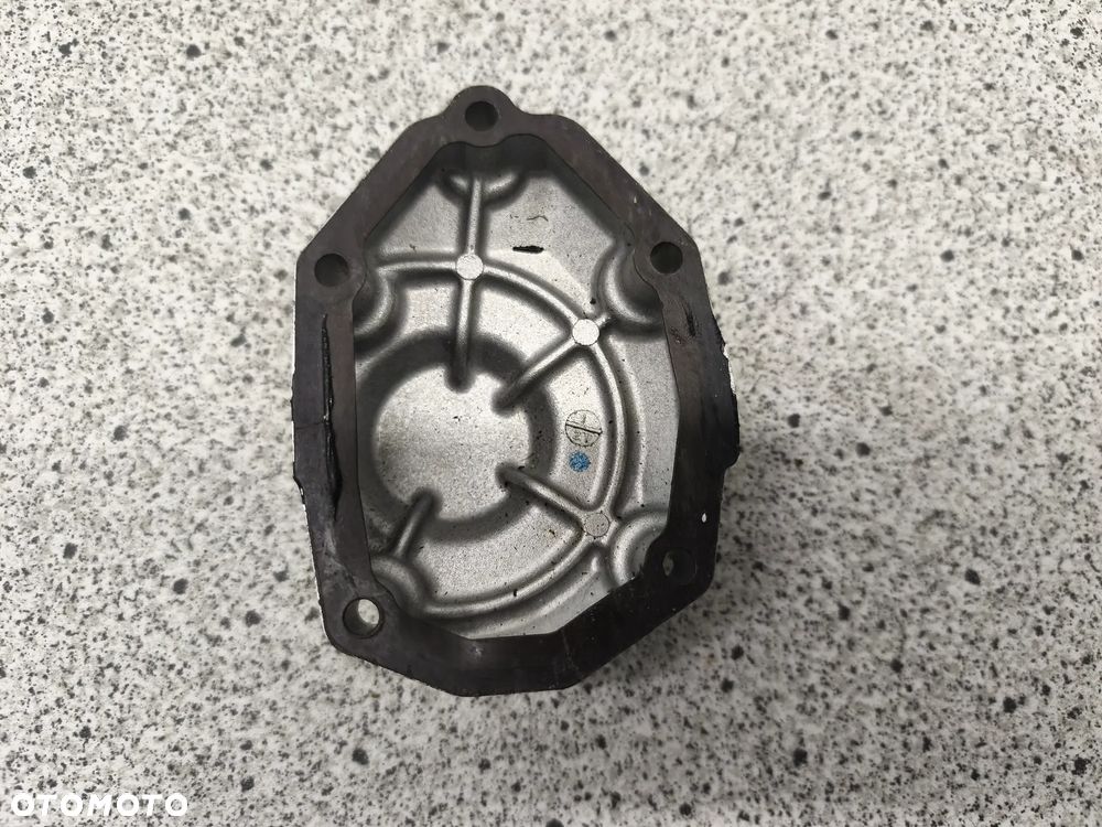 Dekiel, pokrywa silnika Suzuki GSF 1250 GSF1250 Bandit 1250 - 8