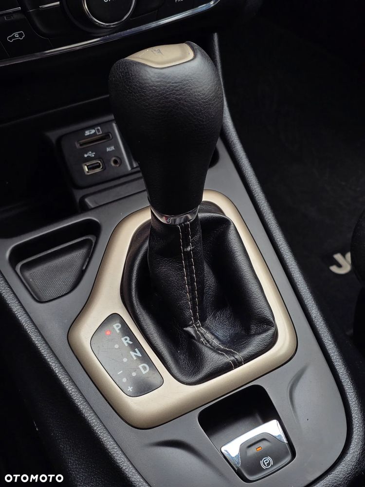 Jeep Cherokee 3.2 V6 Pentastar Active Drive Lock Autom Trailhawk - 29