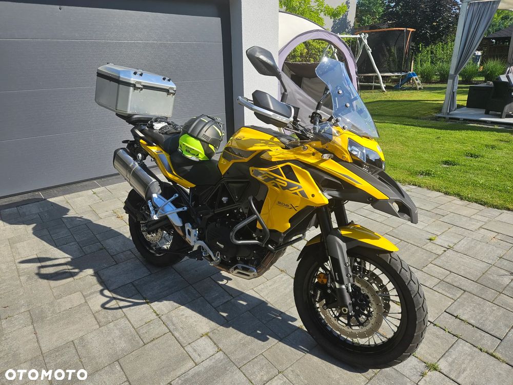 Benelli TRK 502X