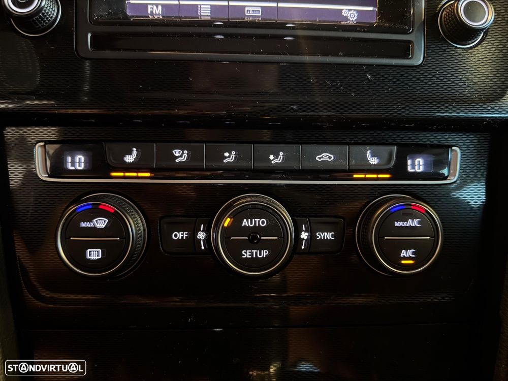 VW Golf 2.0 TDI GTD DSG - 23