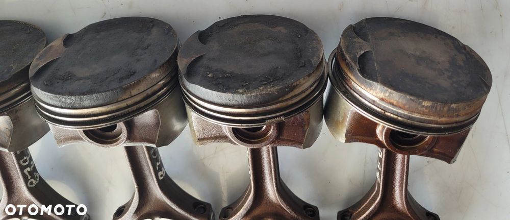 TŁOK KORBOWÓD BMW E39 M52B28 2.8 BENZYNA (1744) - 2