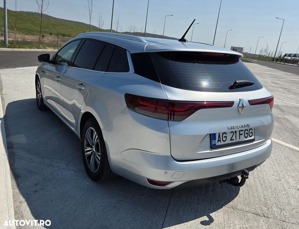 Renault Megane TCe 140 GPF LIMITED - 3