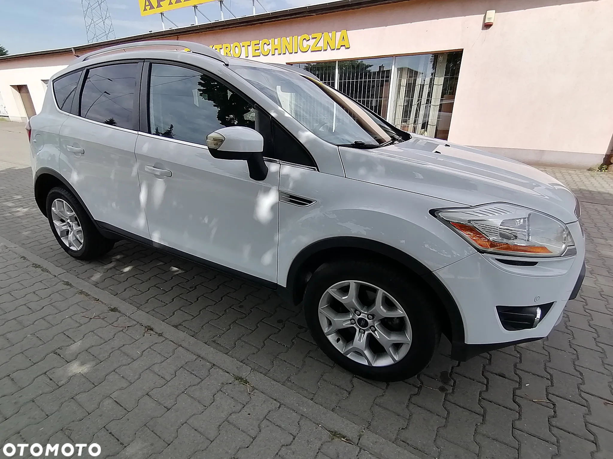 Ford Kuga 2.0 TDCi Titanium - 6