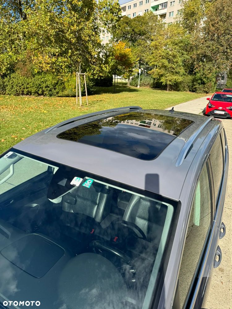 Volkswagen Sharan 2.0 TDI DSG Highline Black Style - 3