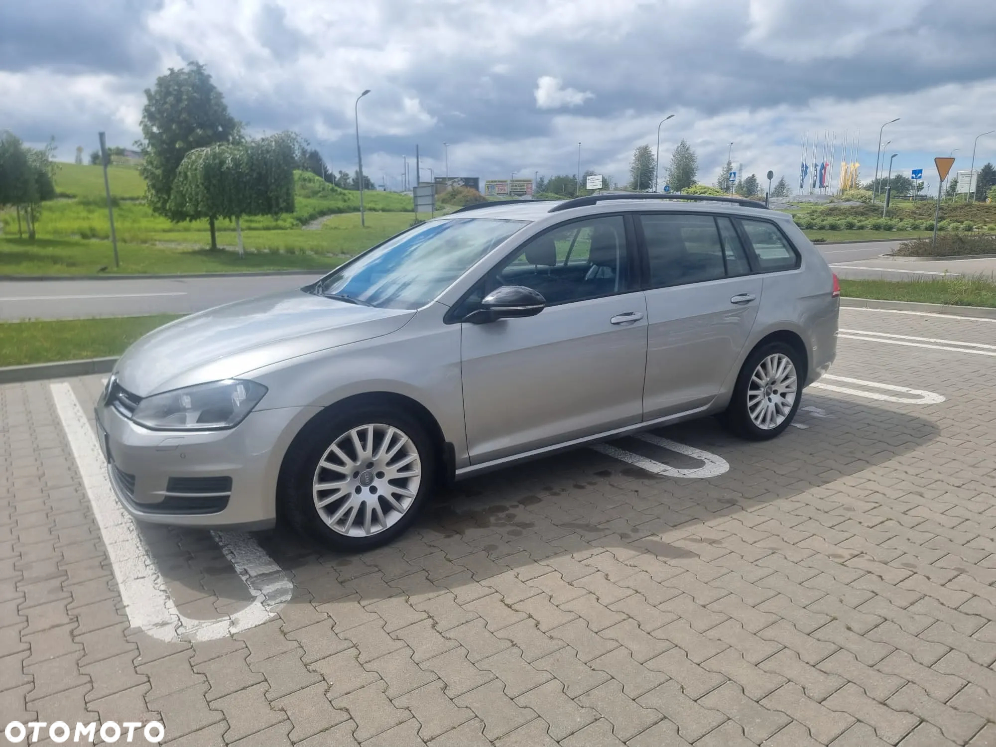 Volkswagen Golf Variant 1.4 TSI BlueMotion Technology Comfortline - 5