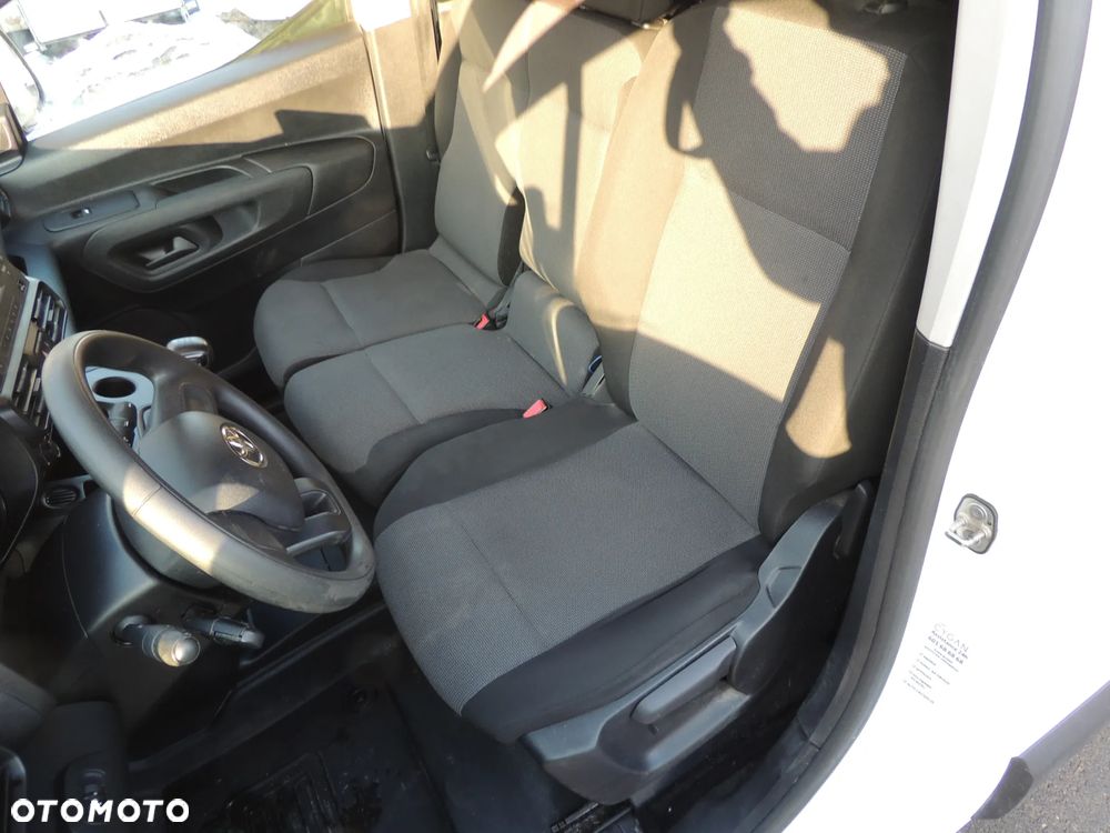 Toyota PROACE CITY - 13