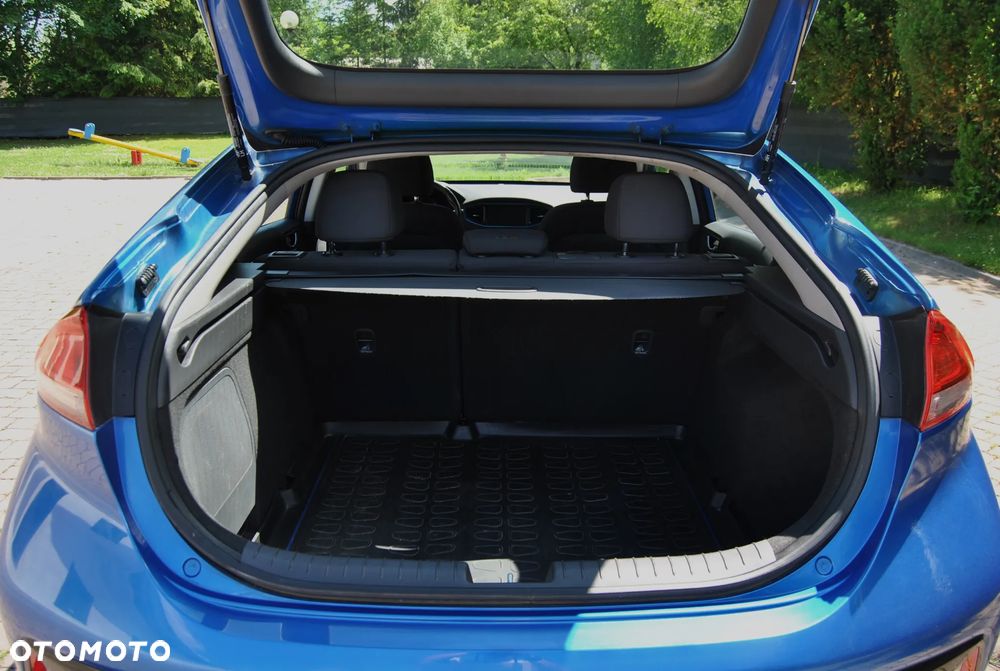 Hyundai IONIQ Hybrid Platinum - 15