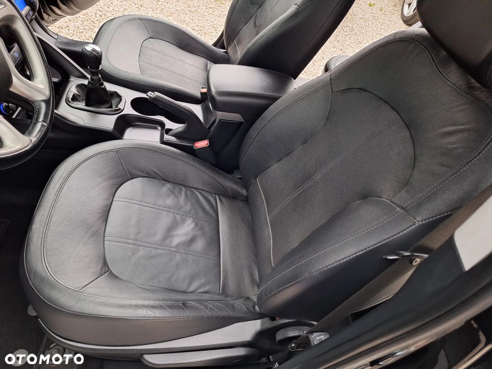 Hyundai ix35 2.0 CRDi 4WD Premium - 21