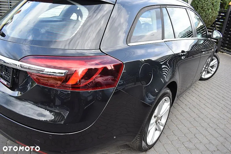 Opel Insignia 1.4 T Cosmo S&S - 30