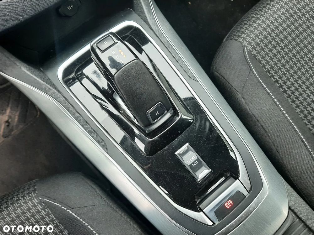 Peugeot 308 BlueHDi 130 EAT8 Allure Pack - 18