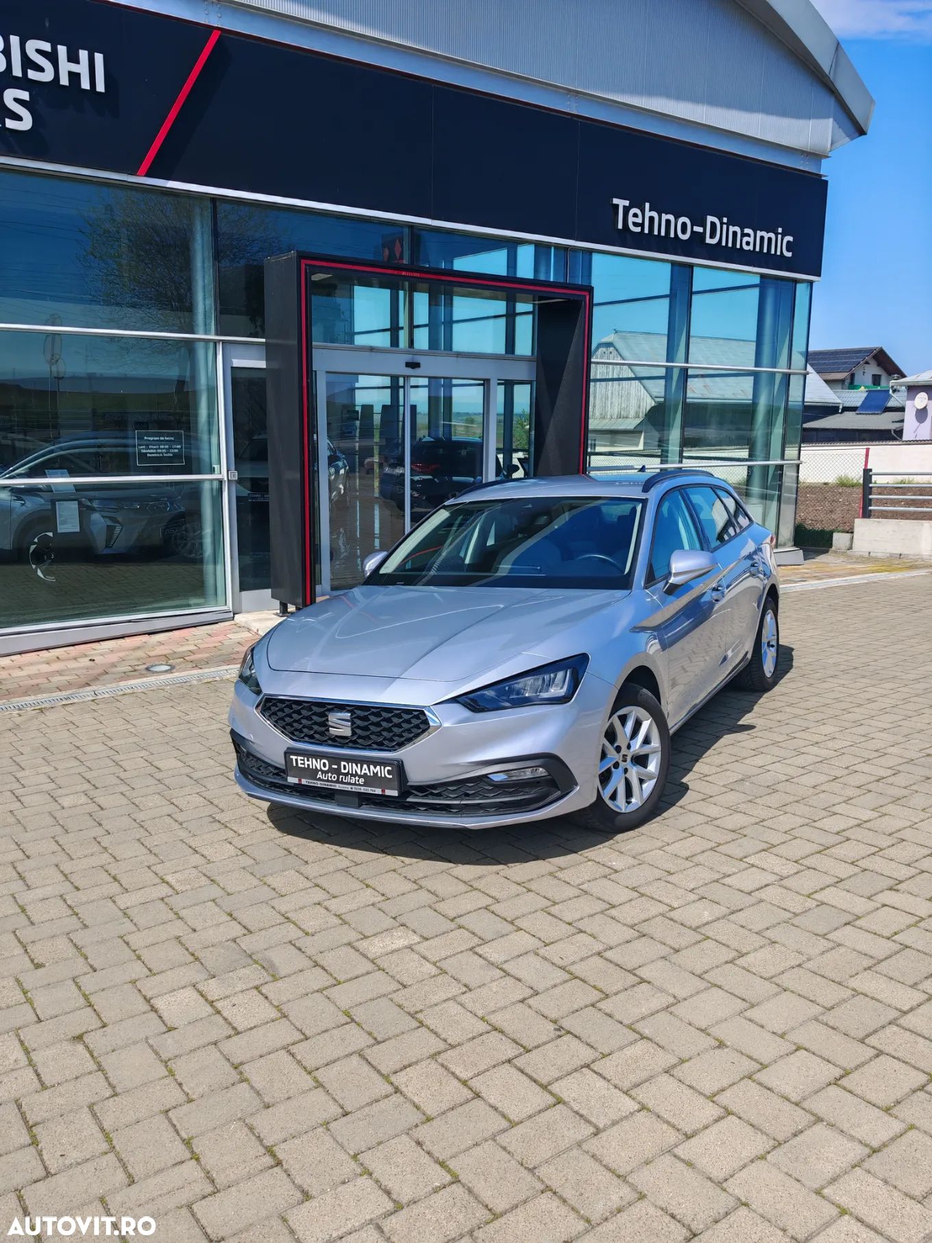 Seat Leon 2.0 TDI DSG Style Edition - 1