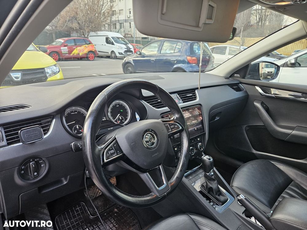 Skoda Octavia 1.6 TDI DSG Style - 3