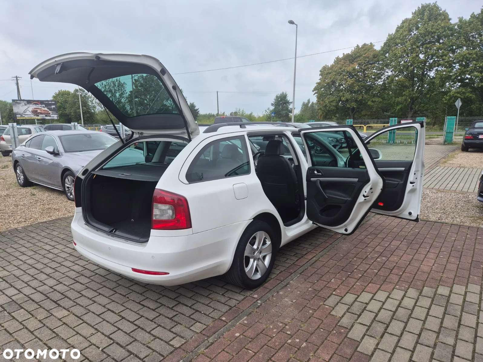 Skoda Octavia 2.0 TDI DPF Ambition - 31