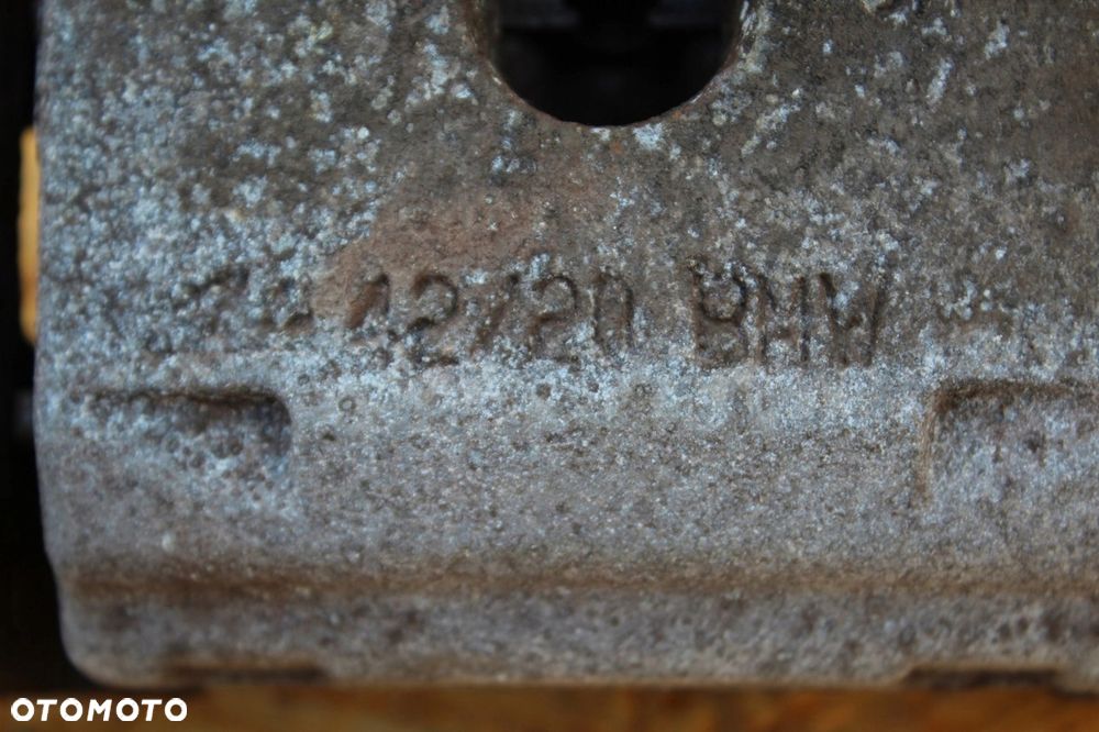 Zaciski hamulcowe BMW e60 e61 tył 42/20 2.0d - 3