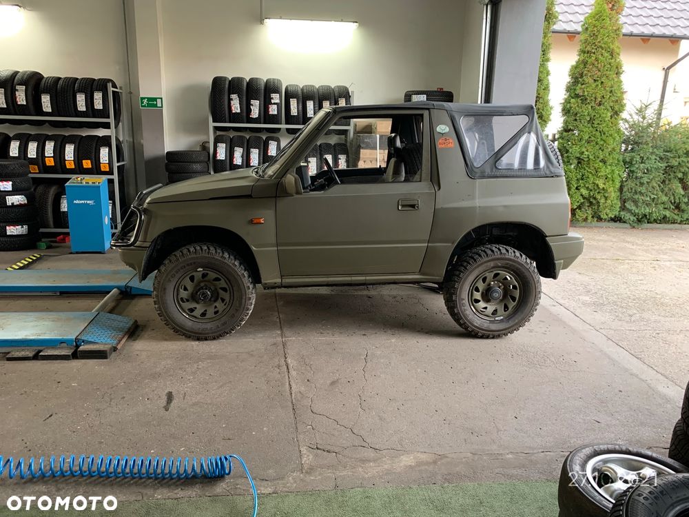 Suzuki Vitara - 1