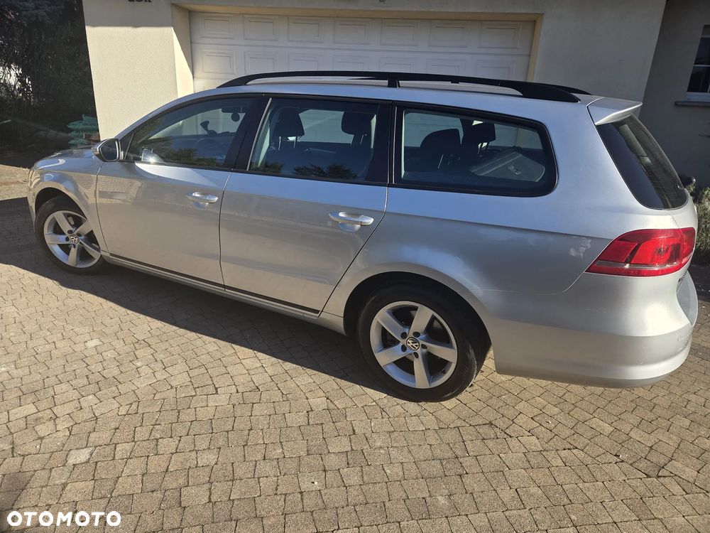 Volkswagen Passat 1.6 TDI Trendline - 14