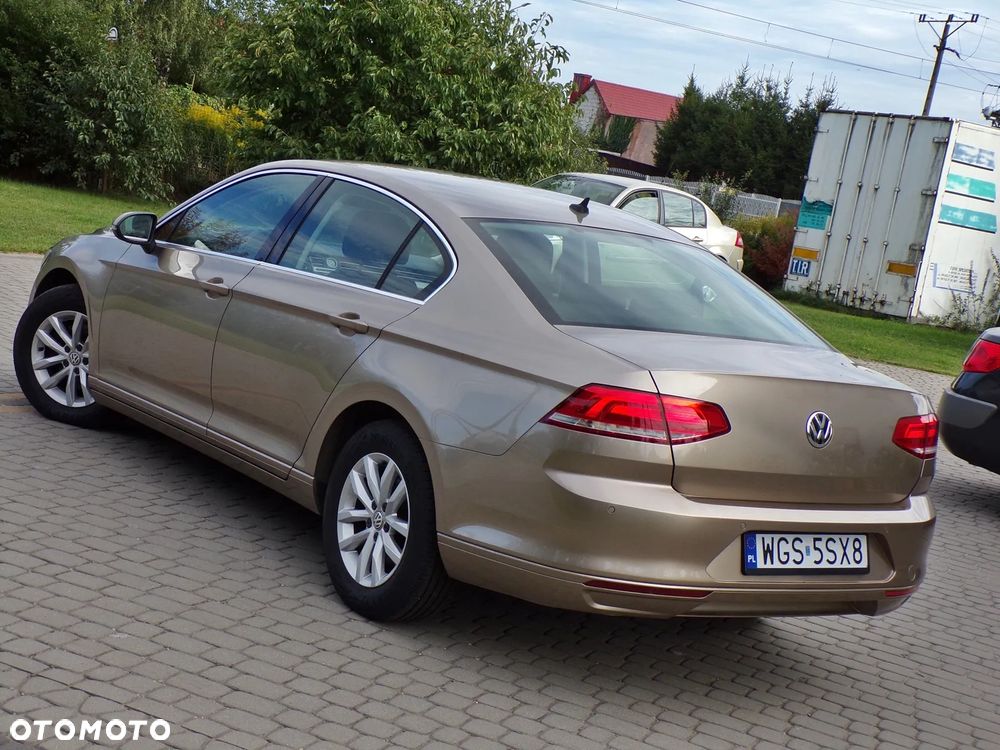 Volkswagen Passat 1.6 TDI (BlueMotion Technology) Comfortline - 12