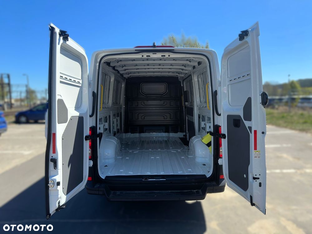 Volkswagen Crafter - 8