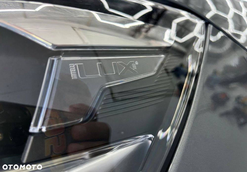 Opel Insignia - 19