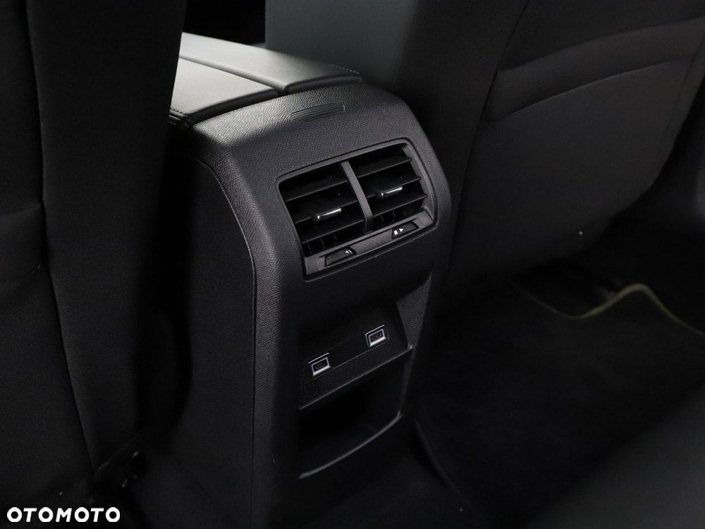 Peugeot 308 1.2 PureTech Allure S&S - 36