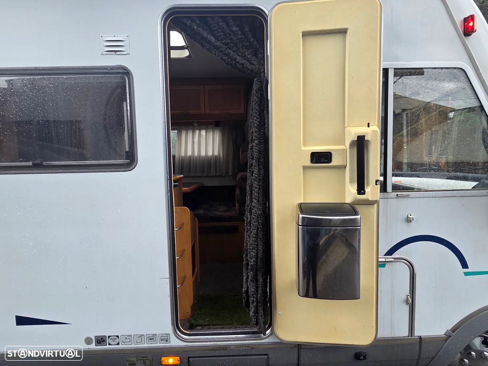 hymer classe-b B654 - 10