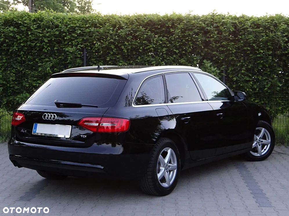 Audi A4 Avant 2.0 TDI DPF Attraction - 4