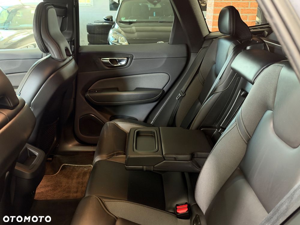 Volvo XC 60 - 19