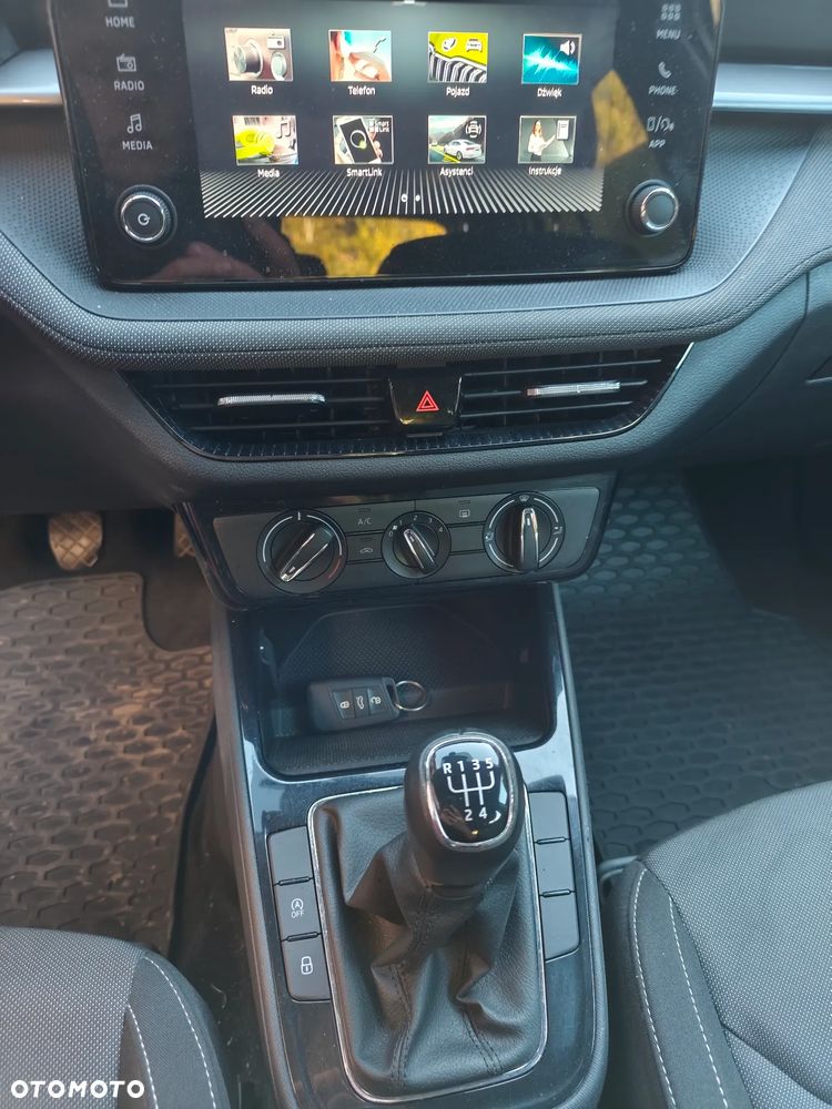Skoda Fabia 1.0 TSI Selection - 10