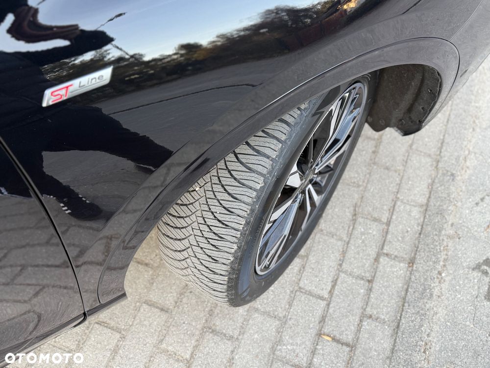 Ford Kuga 2.0 EcoBlue 4x4 ST-LINE - 25
