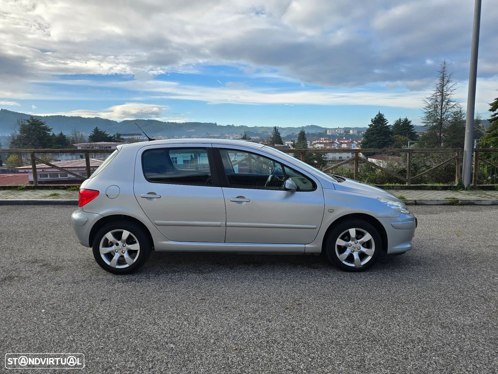 Peugeot 307 1.6 HDi Executive - 6