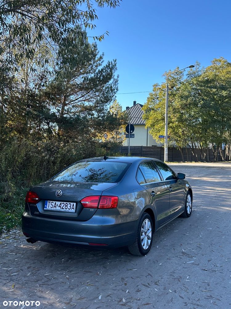 Volkswagen Jetta 1.8T SE - 4