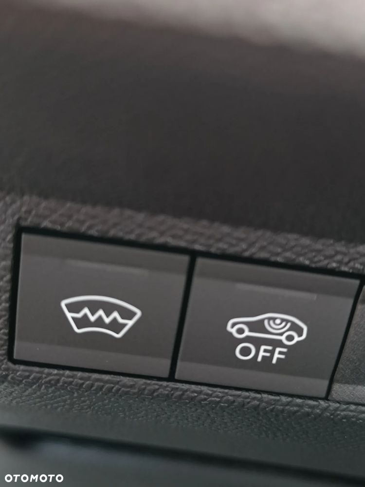 Peugeot 3008 1.2 PureTech mHEV Allure e-DCS6 - 30