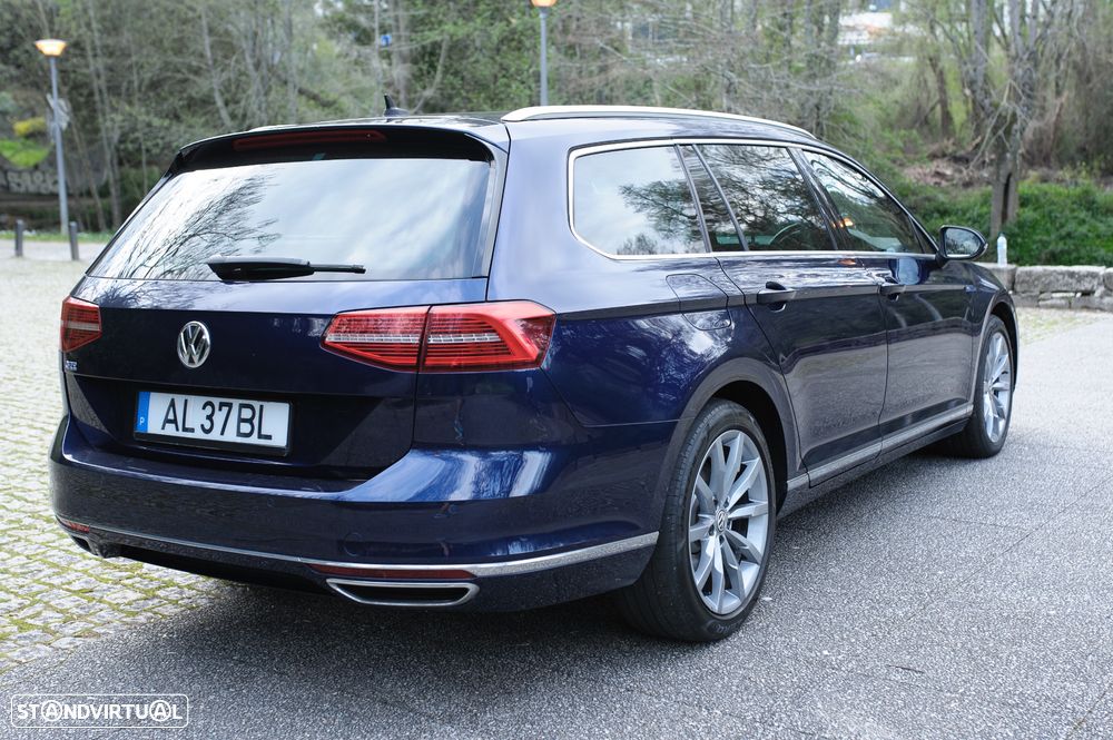VW Passat Variant - 4