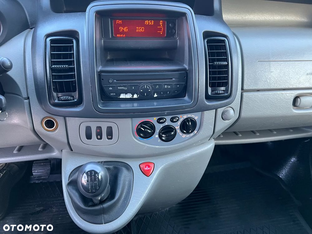 Renault TRAFIC - 25