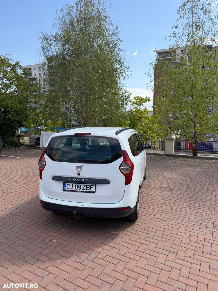 Dacia Lodgy 1.6 Laureate - 6