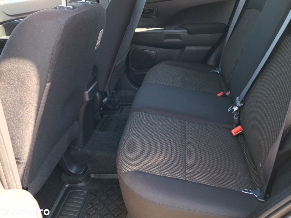 Mitsubishi ASX 2.0 Invite CVT - 12