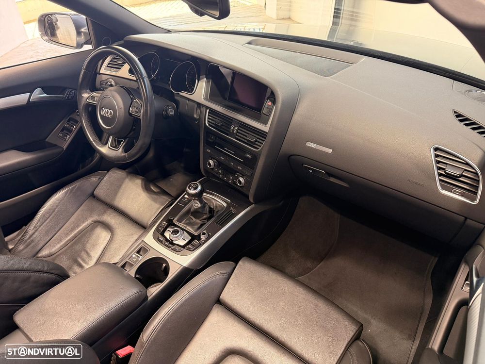 Audi A5 Cabrio 2.0 TDi S-line - 8