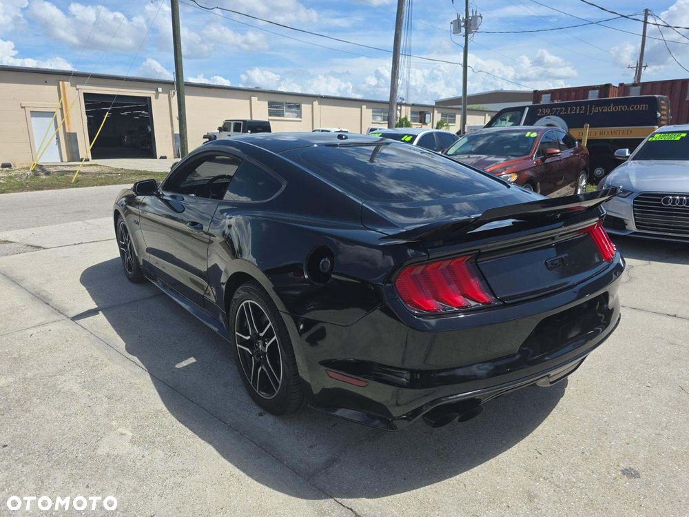 Ford Mustang 5.0 V8 GT - 3