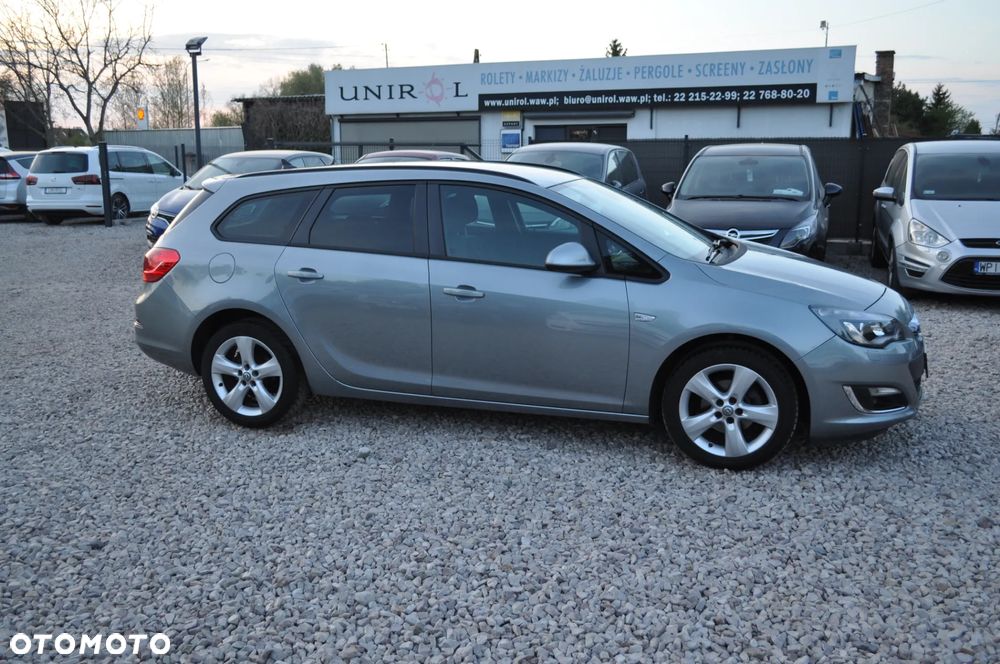 Opel Astra 1.4 Turbo Design Edition - 3