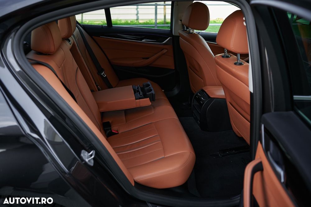 BMW Seria 5 520d AT - 15