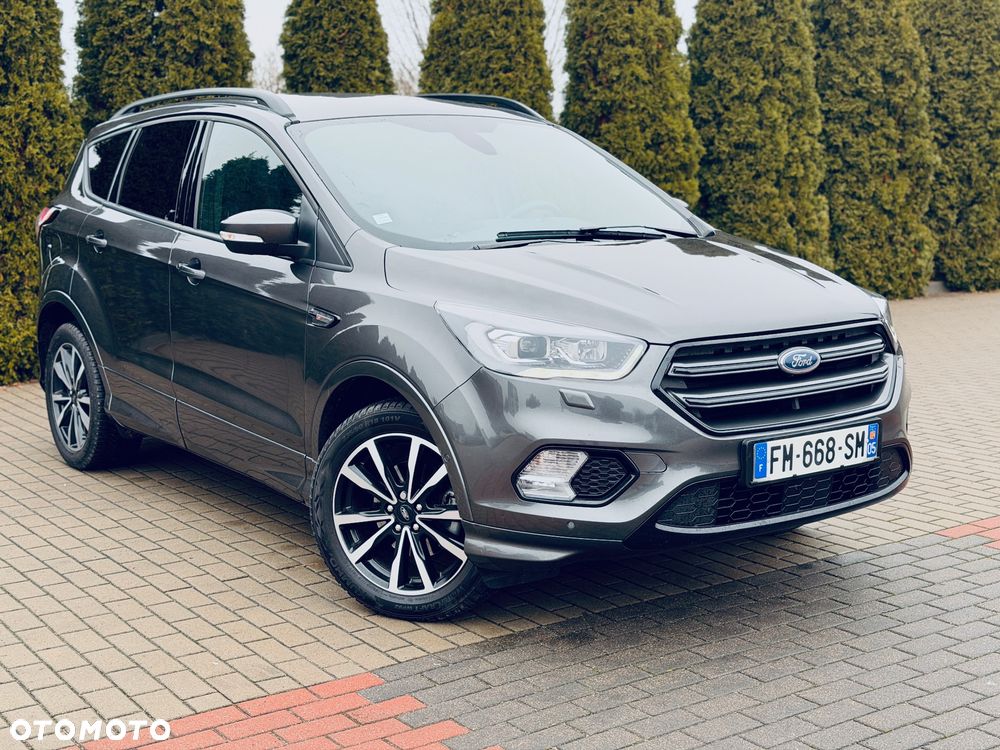 Ford Kuga 1.5 EcoBoost 2x4 ST-Line - 16