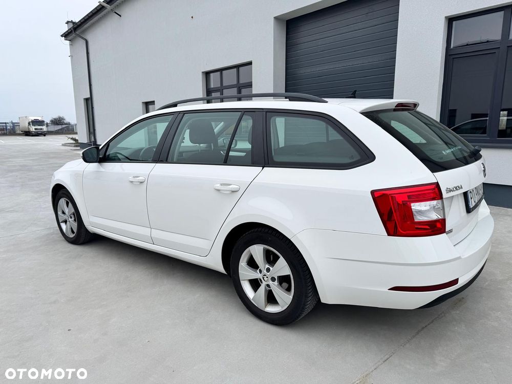 Skoda Octavia 1.6 TDI SCR Business - 3