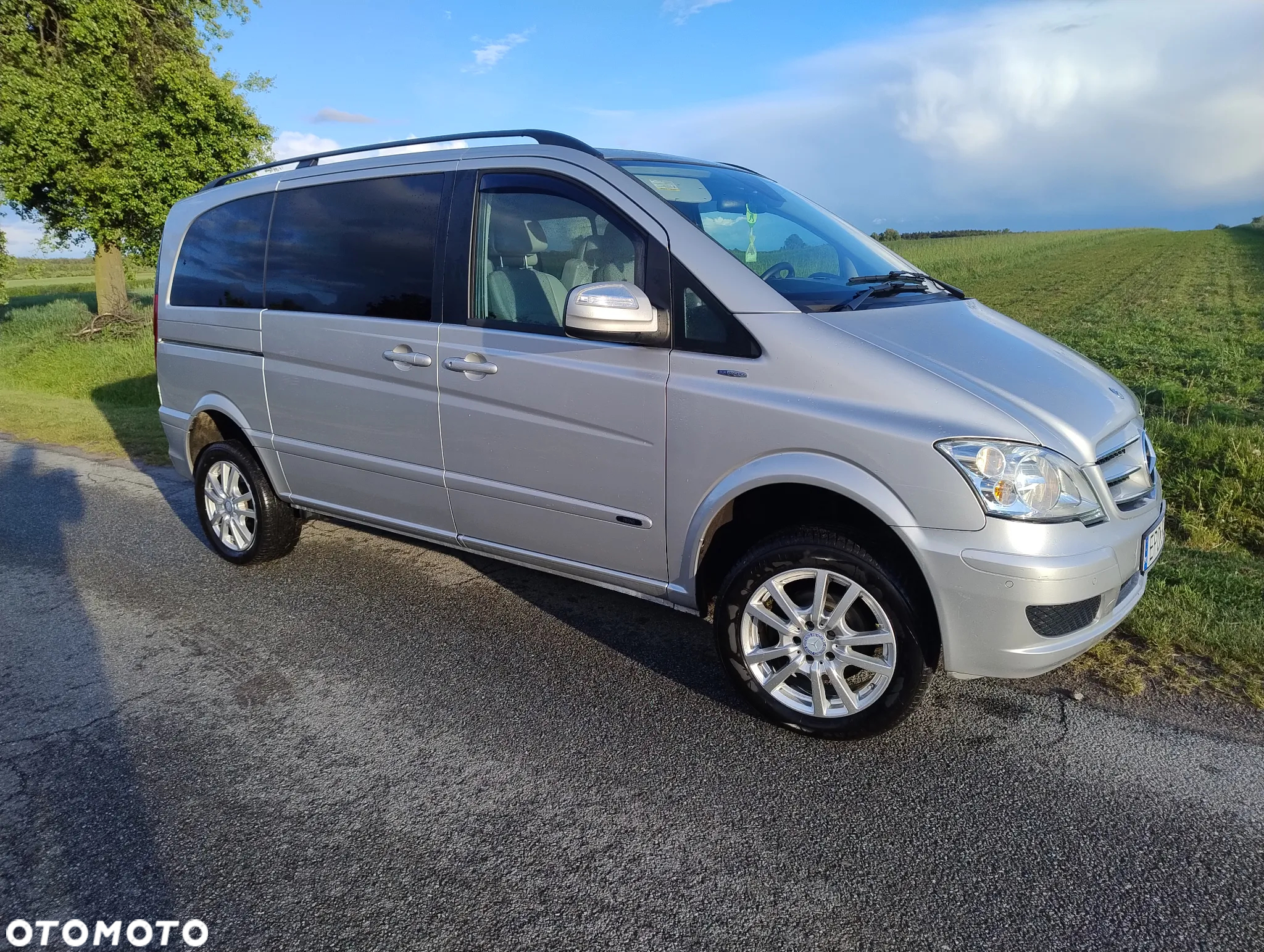 Mercedes-Benz Viano - 11