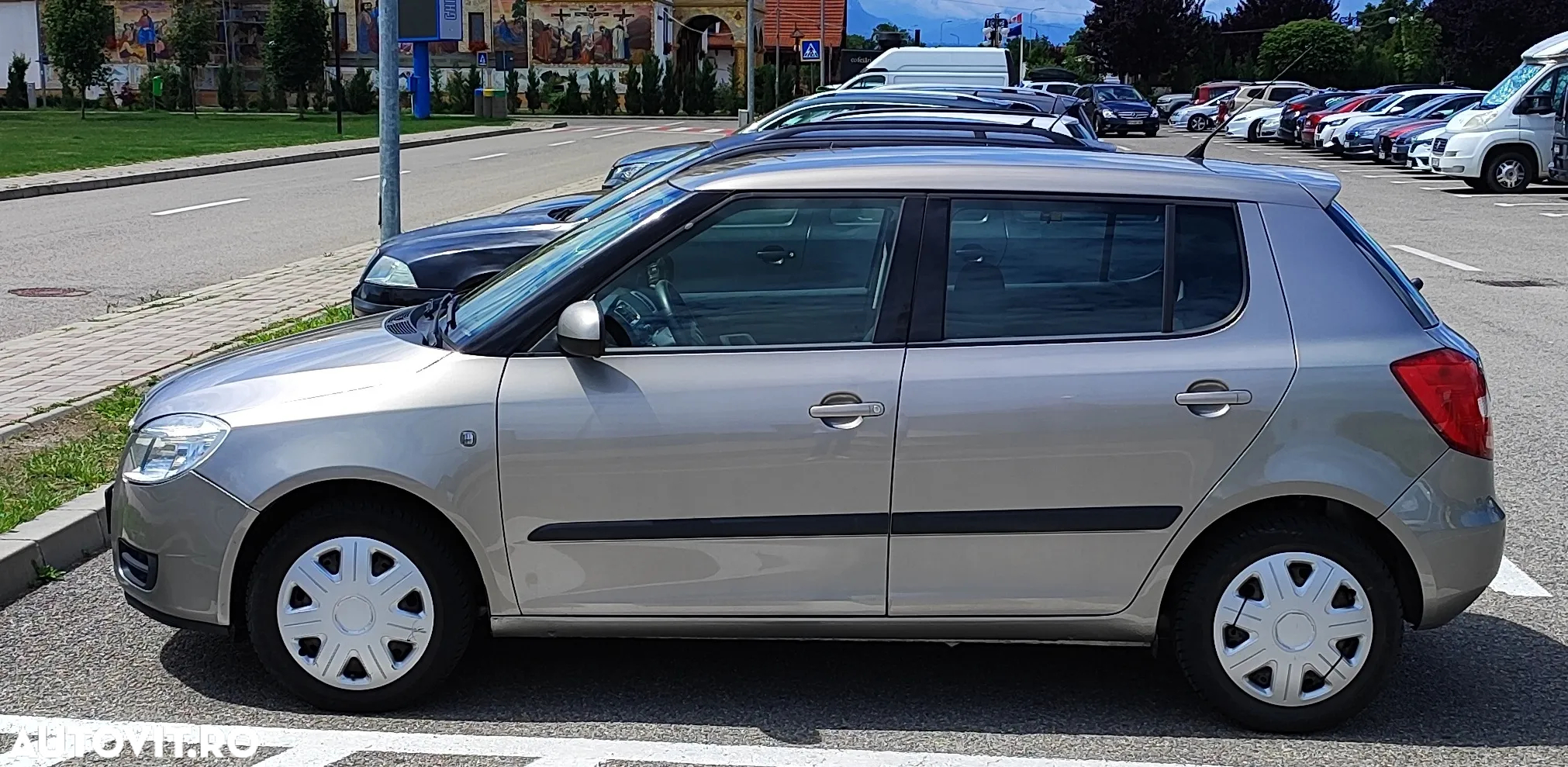 Skoda Fabia 1.4 16V STYLE Edition - 8