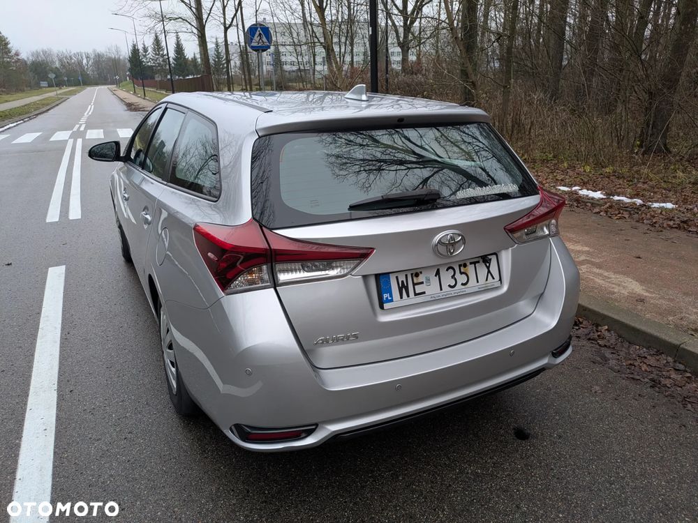Toyota Auris 1.6 Active - 9